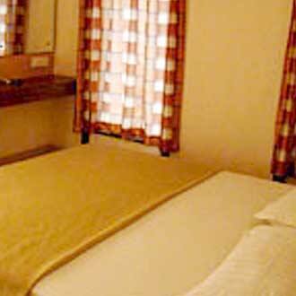 Madhulika Hotel, Dhanbad 3
